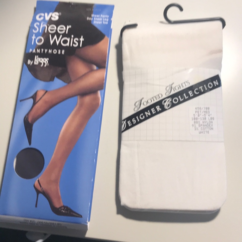 Black pantyhose and white tights nh3